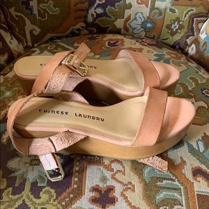 Size 6 Chinese Laundry like new platform sandals